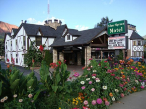 Silver Spruce Inn